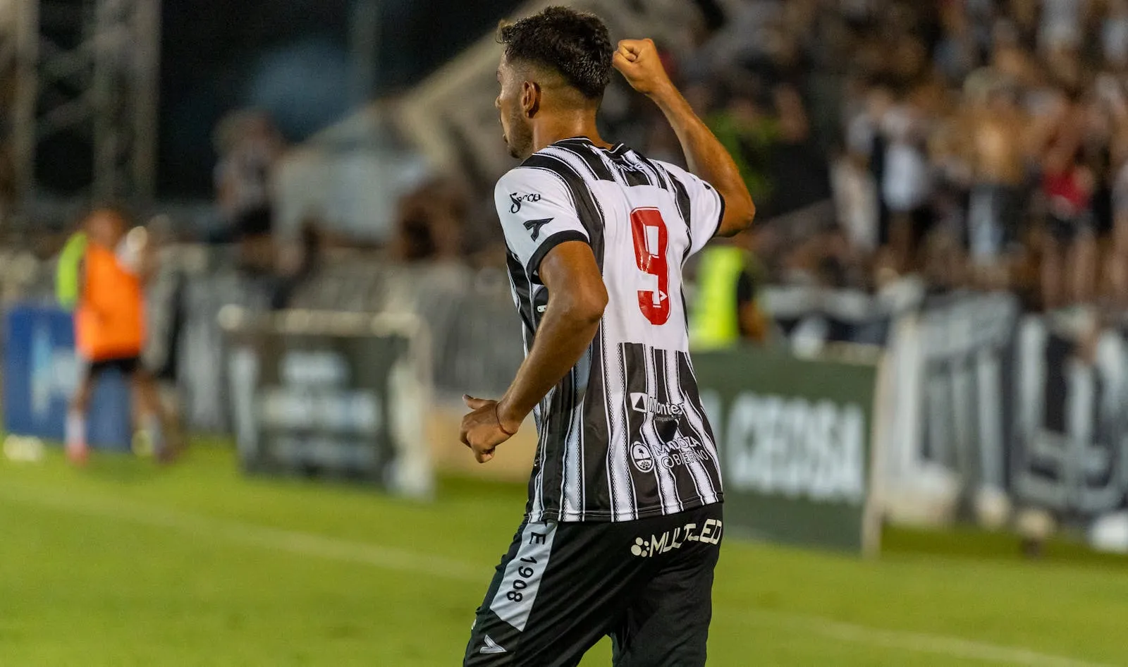 Players celebrate a goal — dark-horse teams chasing surprise runs at the 2026 World Cup