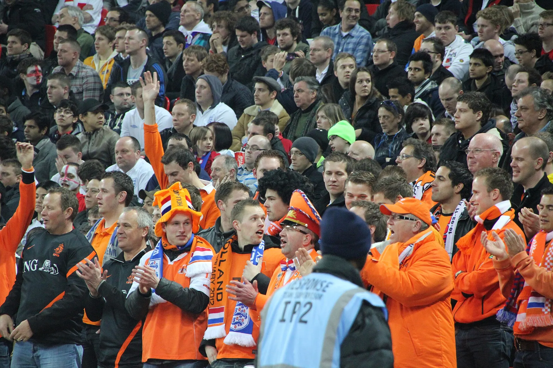 Netherlands 3-1 Tunisia: Oranje Win Group F