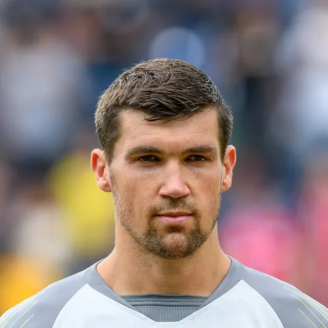 Mat Ryan