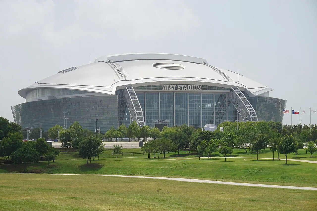 AT&T Stadium in Arlington, Texas — hosts 9 World Cup 2026 matches including England vs Croatia on June 17 and a Semi-Final on July 14, branded as Dallas Stadium for the tournament