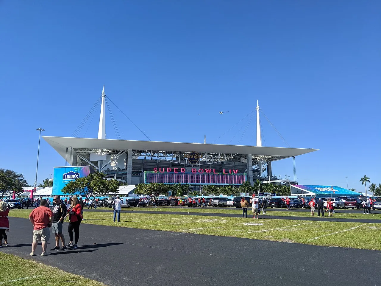 Hard Rock Stadium aerial — Miami Stadium hosts 7 World Cup 2026 matches in Miami Gardens, Florida, including Portugal vs Colombia on June 27, a quarter-final on July 11 and the third-place play-off on July 18