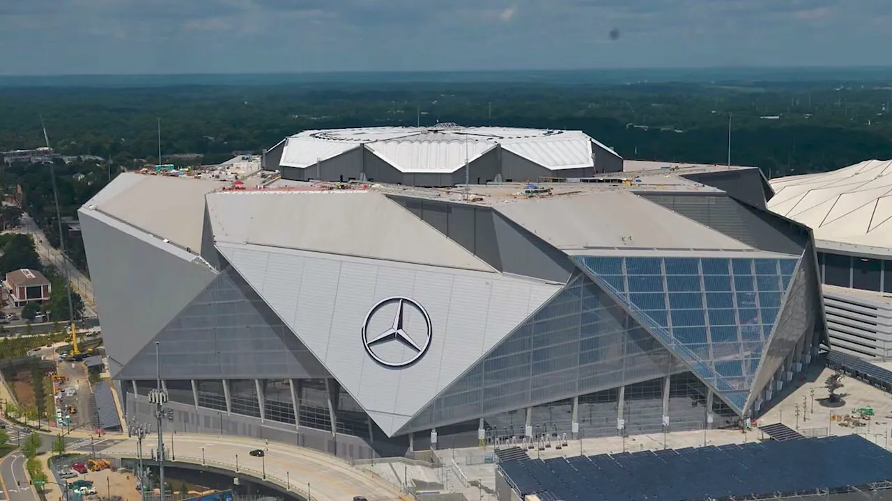 Mercedes-Benz Stadium with its iconic retractable petal roof — Atlanta hosts 8 World Cup 2026 matches including Spain vs Cape Verde, Spain vs Saudi Arabia, an R32, an R16, and the second of the two semi-finals on July 15
